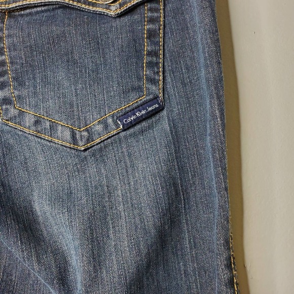 Calvin Klein Jeans Midwash Boot Cut Jeans Sz 8 - Picture 8 of 13